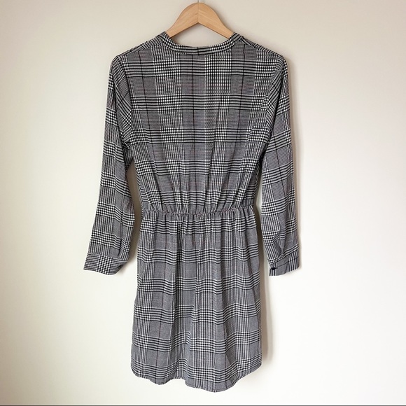 All In Favor Wrap V-Neck Houndstooth Plaid Shirt Dress M - Picture 9 of 9